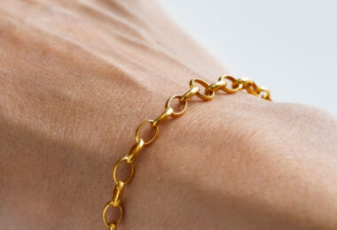 Le charme intemporel du bracelet en or jaune